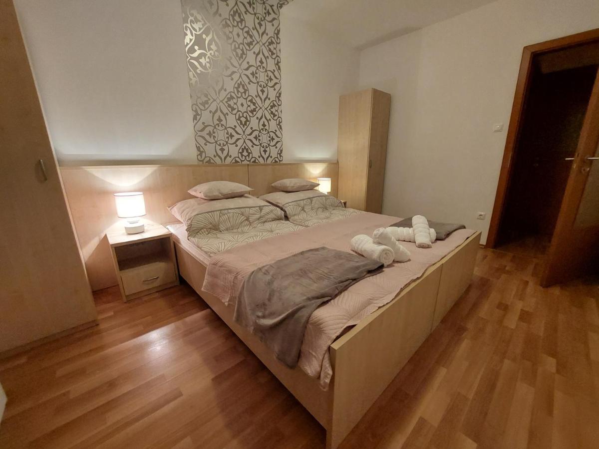 Myrelax Apartment - Hajduszoboszlo Exterior photo